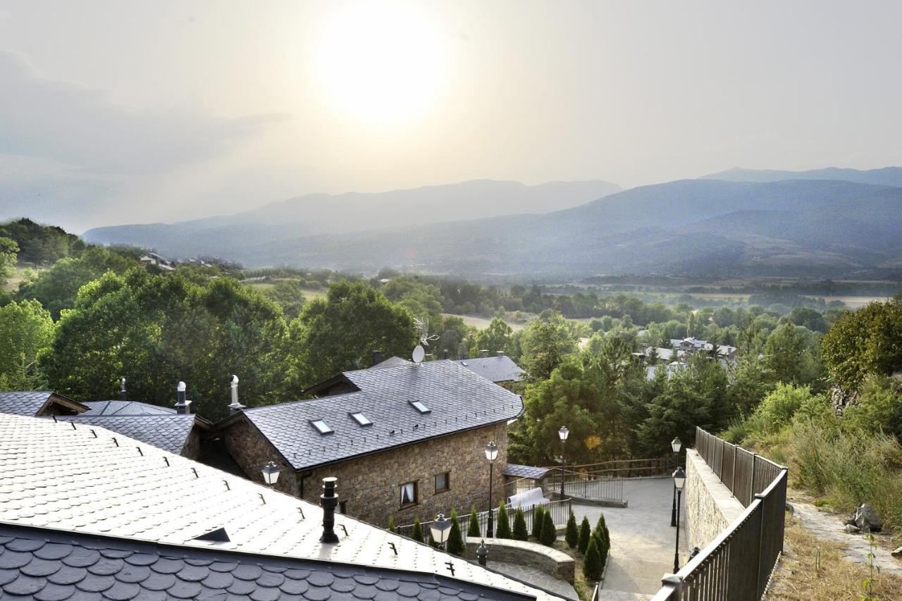 La Caseta De Queixans Con Chimenea Puigcerdà Kültér fotó