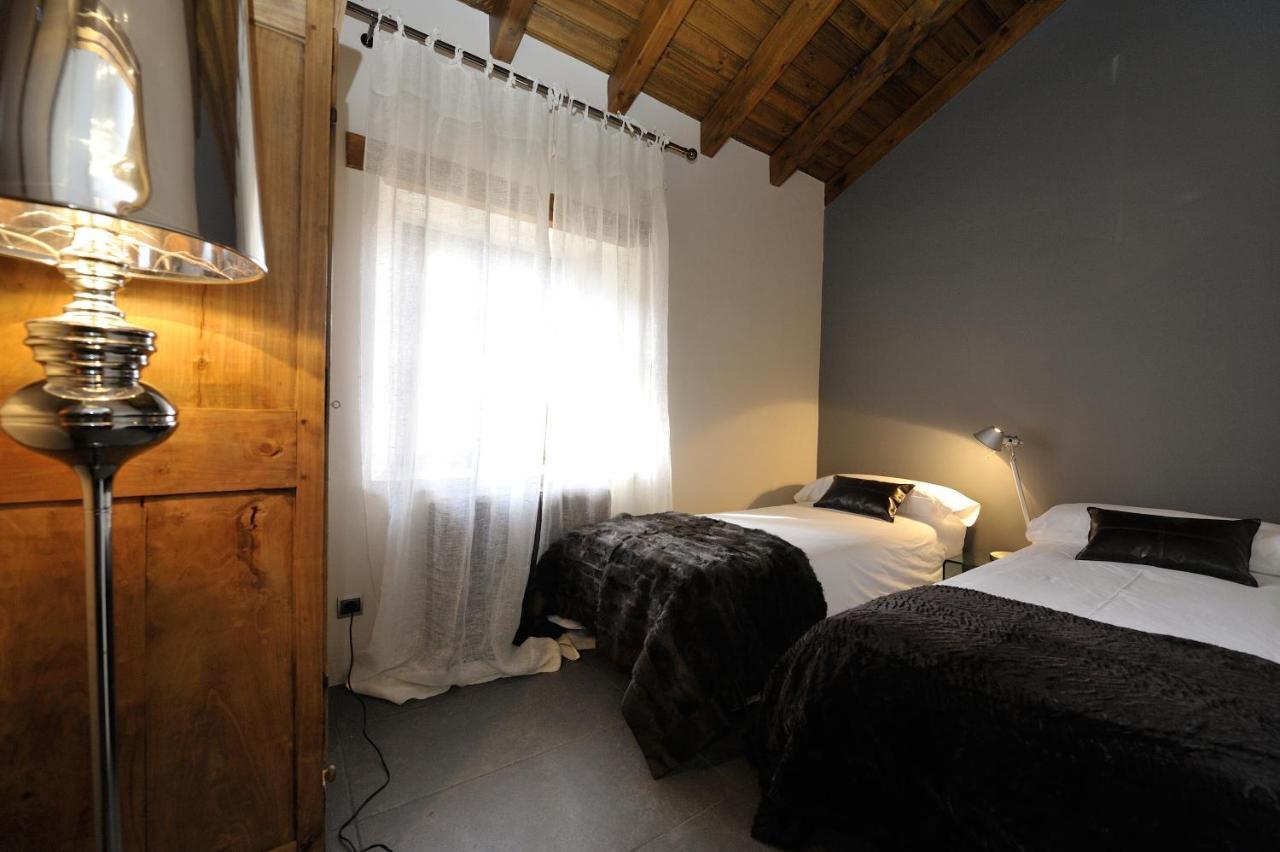 La Caseta De Queixans Con Chimenea Puigcerdà Kültér fotó